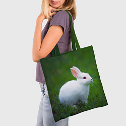 Сумка-шопер Кролик на фоне травы, цвет: 3D-принт — фото 2