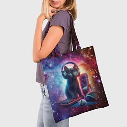 Сумка-шопер Котёнок в наушниках с мышкой в космосе, цвет: 3D-принт — фото 2