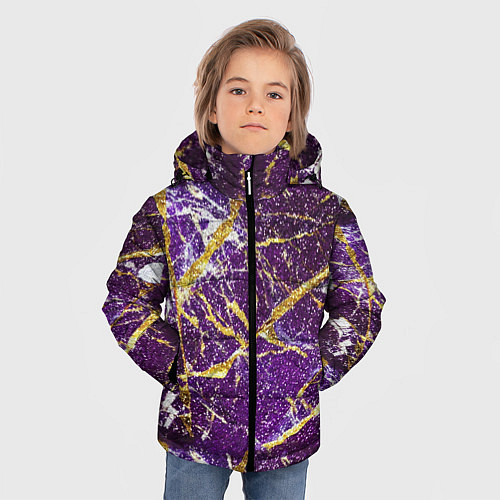 Зимняя куртка для мальчика Фиолетовые и золотые блестки / 3D-Черный – фото 3
