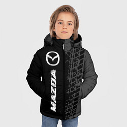 Куртка зимняя для мальчика Mazda speed на темном фоне со следами шин: по-верт, цвет: 3D-черный — фото 2