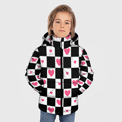 Куртка зимняя для мальчика Розовые сердечки на фоне шахматной черно-белой дос, цвет: 3D-черный — фото 2