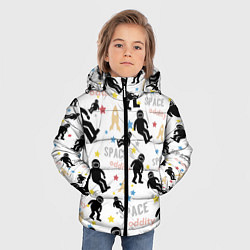 Куртка зимняя для мальчика Космическое приключение паттерн, цвет: 3D-светло-серый — фото 2
