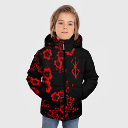 Куртка зимняя для мальчика Клеймо жертвы из аниме Берсерк - красные цветы, цвет: 3D-черный — фото 2