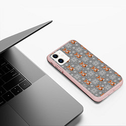 Чехол iPhone 11 матовый Зимние лисицы, цвет: 3D-светло-розовый — фото 2