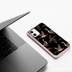 Чехол iPhone 11 матовый Утки паттерн, цвет: 3D-светло-розовый — фото 2