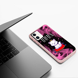 Чехол iPhone 11 матовый Нина КОШКА Пламя, цвет: 3D-светло-розовый — фото 2