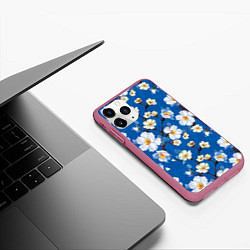 Чехол iPhone 11 Pro матовый Цветы ретро 5, цвет: 3D-малиновый — фото 2