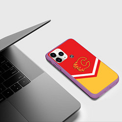 Чехол iPhone 11 Pro матовый NHL: Calgary Flames, цвет: 3D-фиолетовый — фото 2