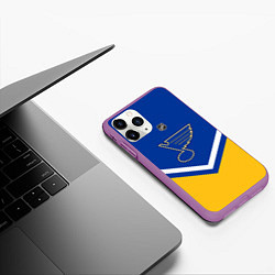 Чехол iPhone 11 Pro матовый NHL: St. Louis Blues, цвет: 3D-фиолетовый — фото 2