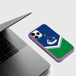 Чехол iPhone 11 Pro матовый NHL: Vancouver Canucks, цвет: 3D-фиолетовый — фото 2