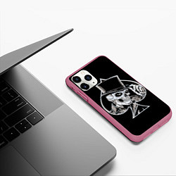 Чехол iPhone 11 Pro матовый Скелетон, цвет: 3D-малиновый — фото 2