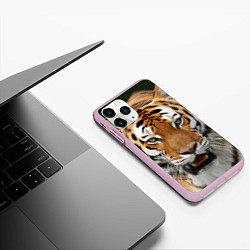 Чехол iPhone 11 Pro матовый Рык тигра, цвет: 3D-розовый — фото 2