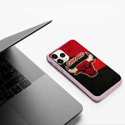 Чехол iPhone 11 Pro матовый Chicago Bulls: Old Style, цвет: 3D-розовый — фото 2