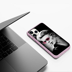 Чехол iPhone 11 Pro матовый Дэвид Боуи, цвет: 3D-розовый — фото 2