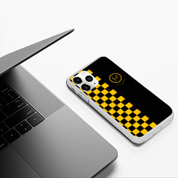 Чехол iPhone 11 Pro матовый 21 Pilots: Yellow Grid, цвет: 3D-белый — фото 2