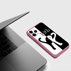 Чехол iPhone 11 Pro матовый ЪУЪ СЪУКА: ЧБ, цвет: 3D-малиновый — фото 2