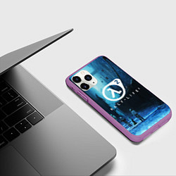 Чехол iPhone 11 Pro матовый HALF-LIFE 2, цвет: 3D-фиолетовый — фото 2