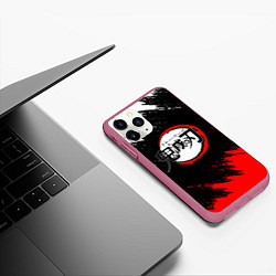 Чехол iPhone 11 Pro матовый KIMETSU NO YAIBA, цвет: 3D-малиновый — фото 2