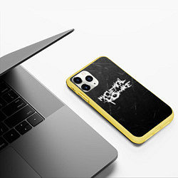 Чехол iPhone 11 Pro матовый My Chemical Romance, цвет: 3D-желтый — фото 2