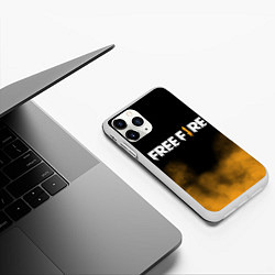 Чехол iPhone 11 Pro матовый Free fire, цвет: 3D-белый — фото 2