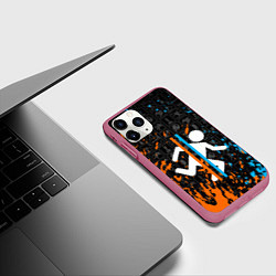 Чехол iPhone 11 Pro матовый PORTAL 2, цвет: 3D-малиновый — фото 2