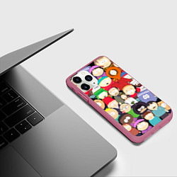 Чехол iPhone 11 Pro матовый South Park персонажи, цвет: 3D-малиновый — фото 2