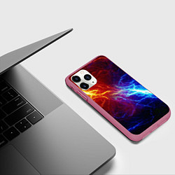 Чехол iPhone 11 Pro матовый ОГОНЬ ГЛИТЧ, цвет: 3D-малиновый — фото 2