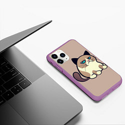 Чехол iPhone 11 Pro матовый Великий Grumpy Cat, цвет: 3D-фиолетовый — фото 2