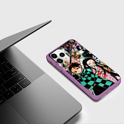 Чехол iPhone 11 Pro матовый Клинок рассекающий демонов, цвет: 3D-фиолетовый — фото 2