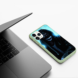 Чехол iPhone 11 Pro матовый Парень в маске, цвет: 3D-салатовый — фото 2