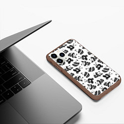 Чехол iPhone 11 Pro матовый Акварельные панды паттерн, цвет: 3D-коричневый — фото 2