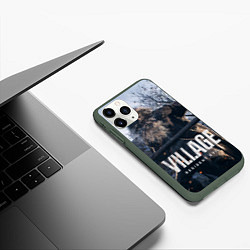 Чехол iPhone 11 Pro матовый RESIDENT EVIL VILLAGE, цвет: 3D-темно-зеленый — фото 2