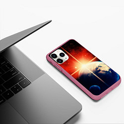 Чехол iPhone 11 Pro матовый Космос земля 3D, цвет: 3D-малиновый — фото 2