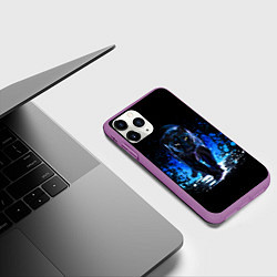 Чехол iPhone 11 Pro матовый Черная пантера пятна краски, цвет: 3D-фиолетовый — фото 2