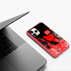 Чехол iPhone 11 Pro матовый Чёрный клевер: Пламя, цвет: 3D-красный — фото 2