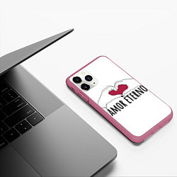 Чехол iPhone 11 Pro матовый Влюбленные навека, цвет: 3D-малиновый — фото 2