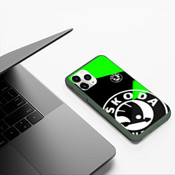 Чехол iPhone 11 Pro матовый SKODA GEOMETRY SPORT GREEN, цвет: 3D-темно-зеленый — фото 2