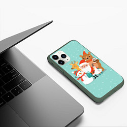 Чехол iPhone 11 Pro матовый Звери и Дед Мороз, цвет: 3D-темно-зеленый — фото 2
