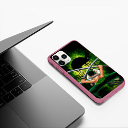 Чехол iPhone 11 Pro матовый Зоро Ророноа с катанами Ван пис, цвет: 3D-малиновый — фото 2