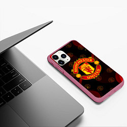 Чехол iPhone 11 Pro матовый MANCHESTER UNITED FIRE STYLE SPORT ПЛАМЯ, цвет: 3D-малиновый — фото 2