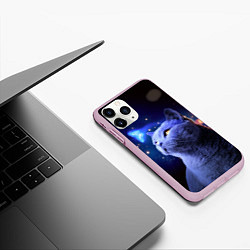 Чехол iPhone 11 Pro матовый КОТ И ГОЛУБАЯ БАБОЧКА, цвет: 3D-розовый — фото 2