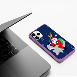 Чехол iPhone 11 Pro матовый САНТА КЛАУС НА АКУЛЕ SANTA, цвет: 3D-фиолетовый — фото 2