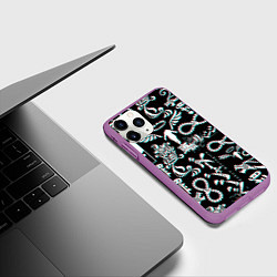 Чехол iPhone 11 Pro матовый ТОКИЙСКИЕ МСТИТЕЛИ ГЛИТЧ, GLITCH, цвет: 3D-фиолетовый — фото 2