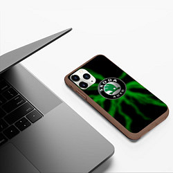 Чехол iPhone 11 Pro матовый Skoda - Гроза, цвет: 3D-коричневый — фото 2