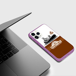 Чехол iPhone 11 Pro матовый Охотник на уток в лодке с собакой, цвет: 3D-фиолетовый — фото 2