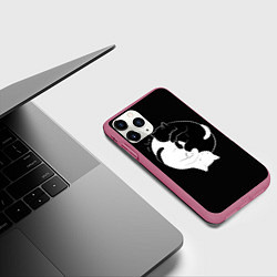 Чехол iPhone 11 Pro матовый Бесконечная любовь Endless kitty love, цвет: 3D-малиновый — фото 2