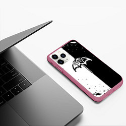 Чехол iPhone 11 Pro матовый BRING ME THE HORIZON черное былое, цвет: 3D-малиновый — фото 2