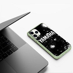 Чехол iPhone 11 Pro матовый YAMAHA - БРЫЗГИ, цвет: 3D-салатовый — фото 2