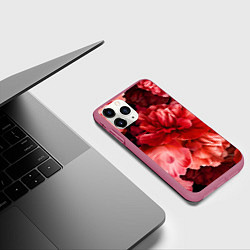 Чехол iPhone 11 Pro матовый Цветы Красные Пионы, цвет: 3D-малиновый — фото 2