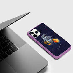Чехол iPhone 11 Pro матовый Космонавт на велосипеде, цвет: 3D-фиолетовый — фото 2